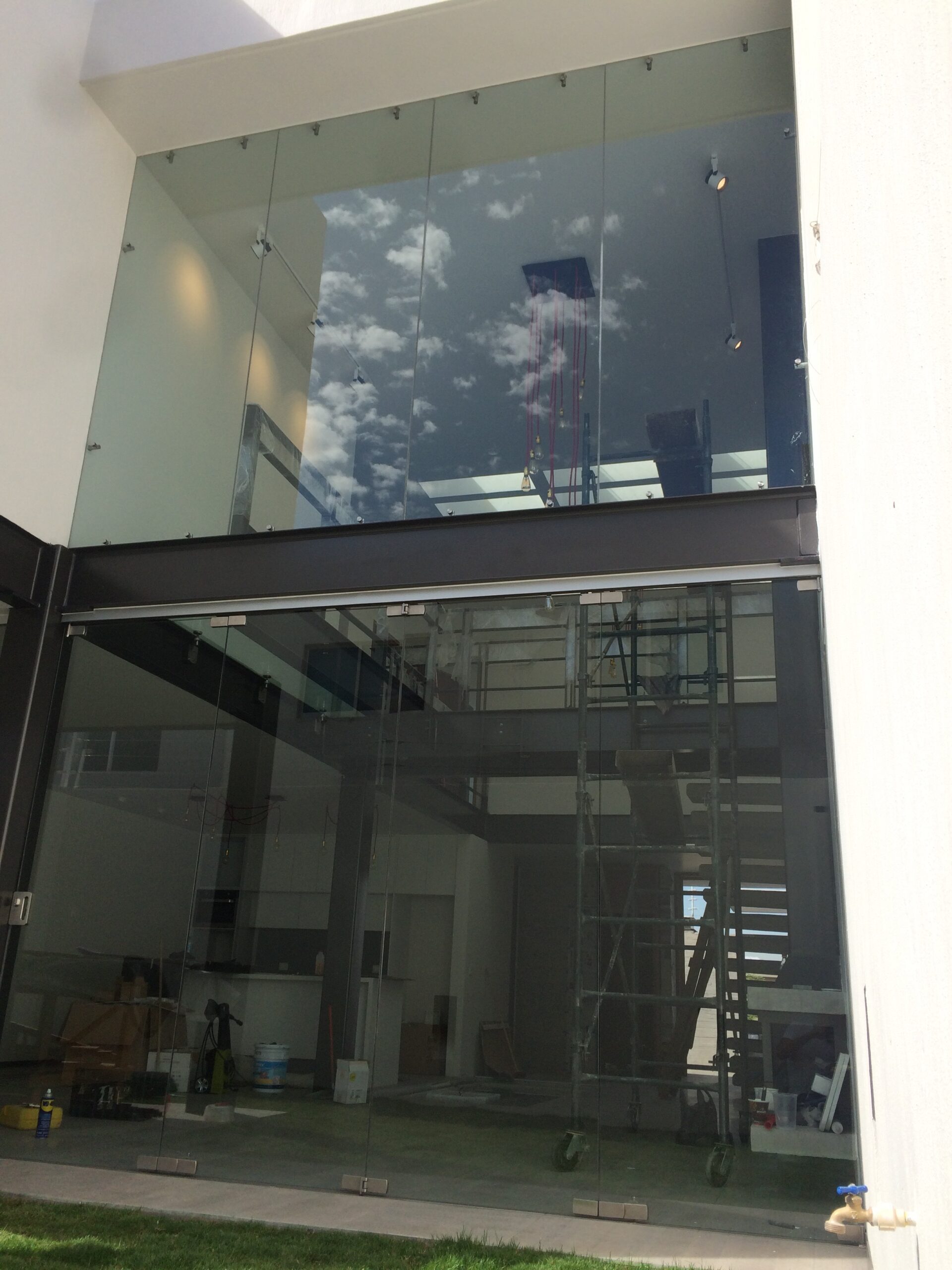 img 1906 (1)
