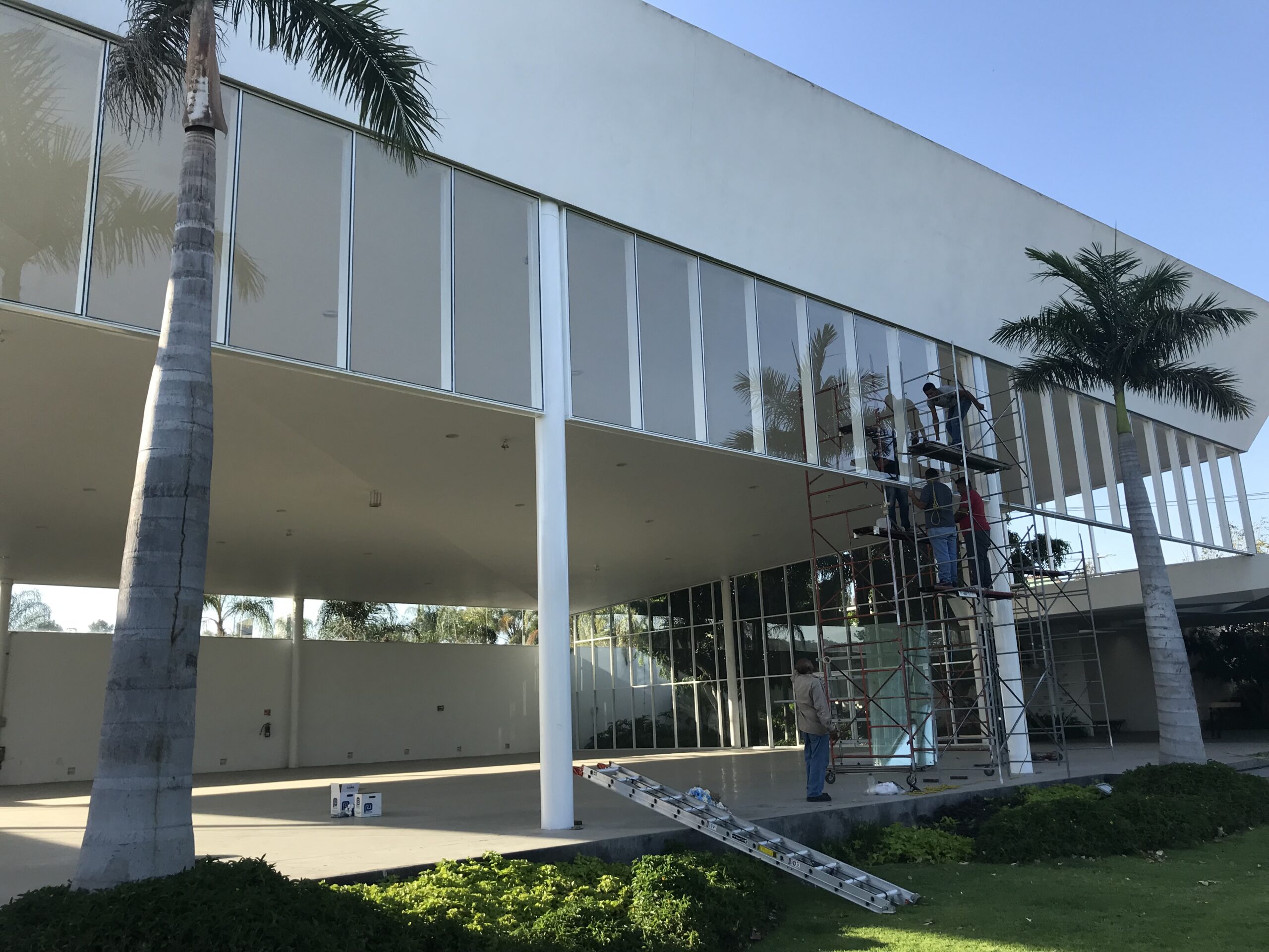 fachada de perfil basico para fachadas